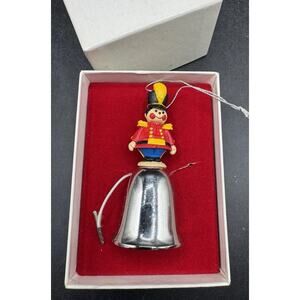 LUNT SILVERSMITH CH-803 TOY SOLDIER Painted Mini Bell Ornament-31D